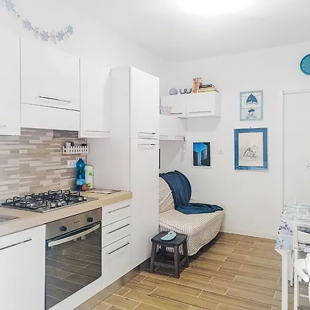 شقة Acquamarina By Interhome *